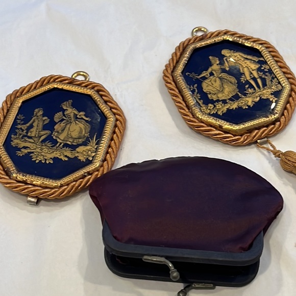 Cobalt Blue and Gold Man & Women Wall plaques and Old Change purse - Picture 11 of 11